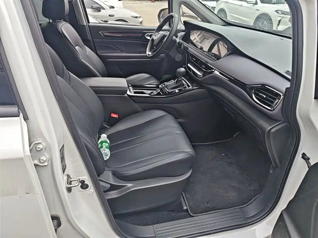 GAC Motor Trumpchi M6 2025 — фото 24