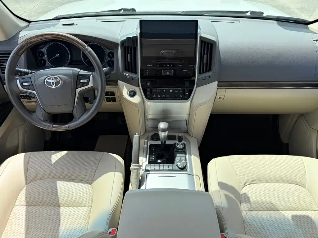 Toyota Land Cruiser 2019 — фото 6