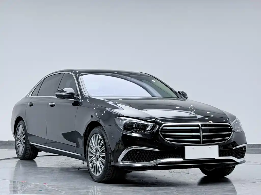 Mercedes-Benz E-Class 2021 — фото 4