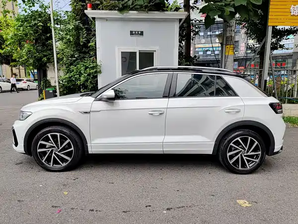 Volkswagen T-Roc 2023
