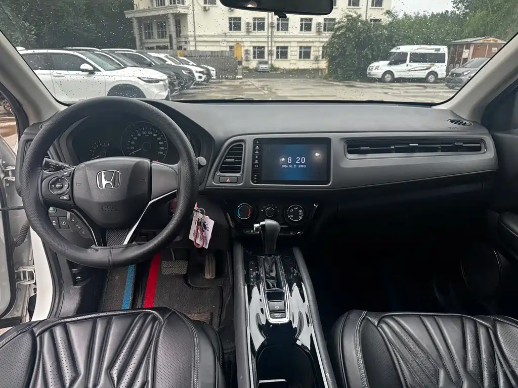 Honda Vezel 2022 — фото 13