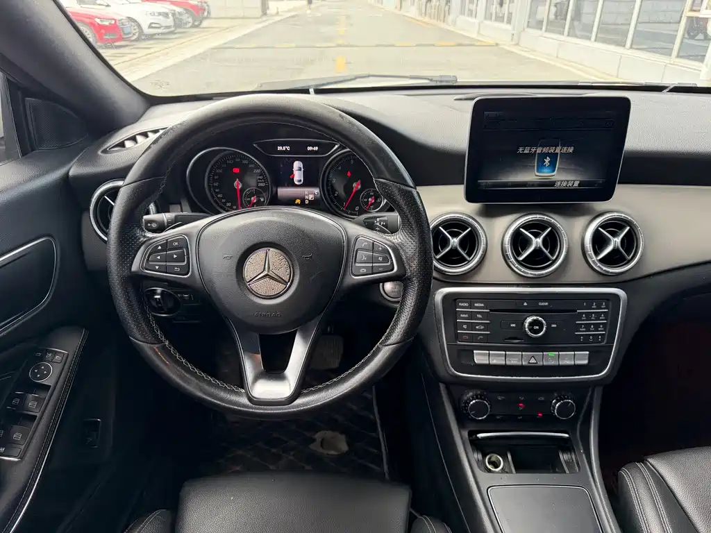 Mercedes-Benz CLA 2017 — фото 9