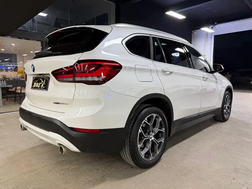 BMW X1 2019 — фото 13