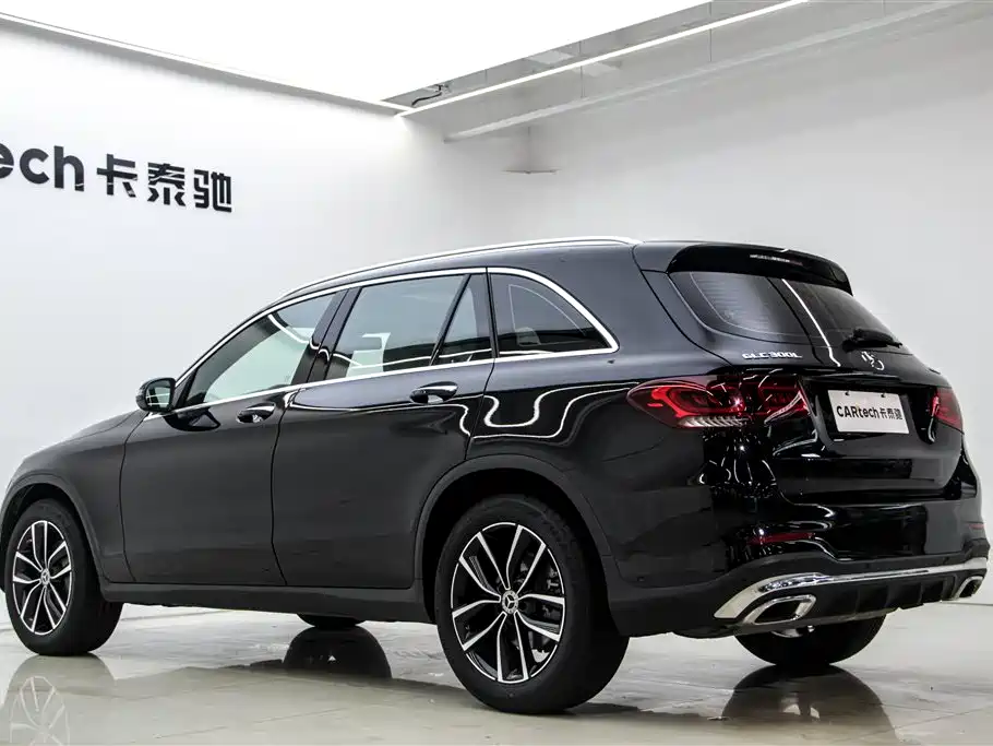 Mercedes-Benz GLC 2021 — фото 6
