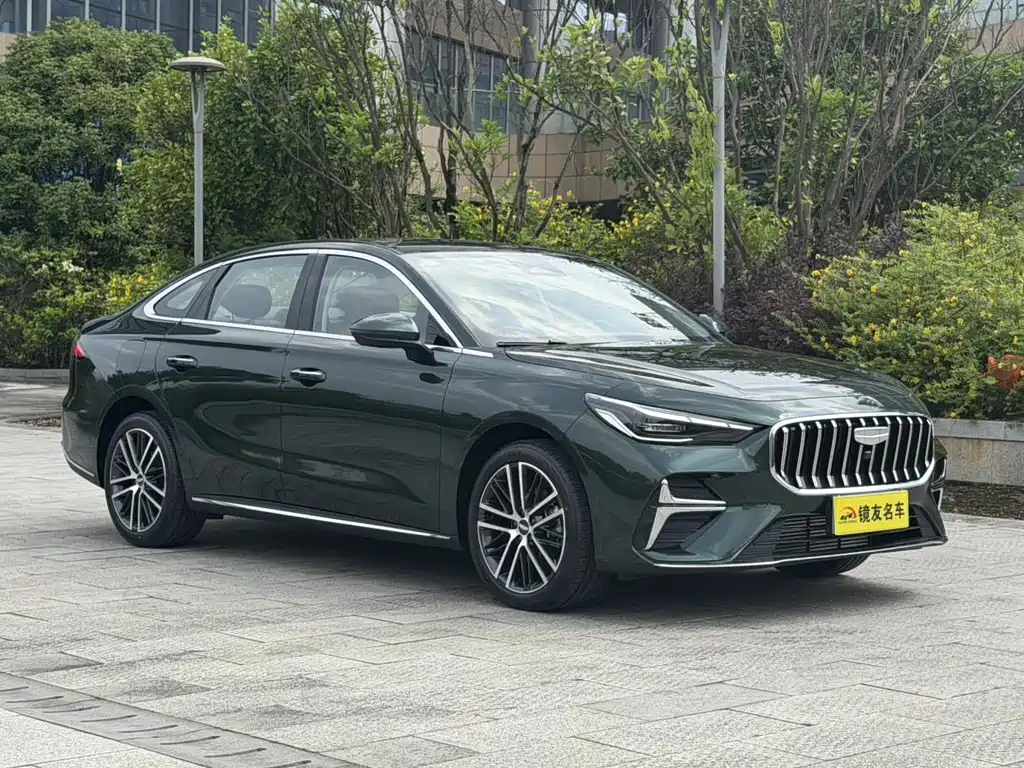 Geely Emgrand 2025