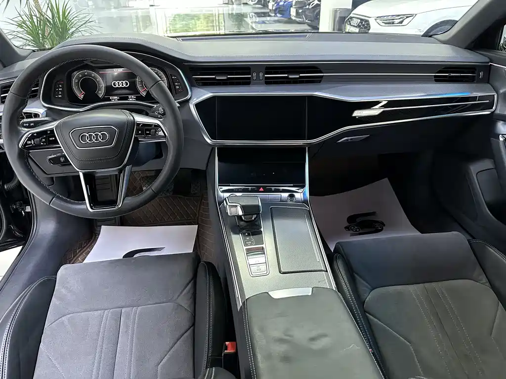 Audi A6L 2023