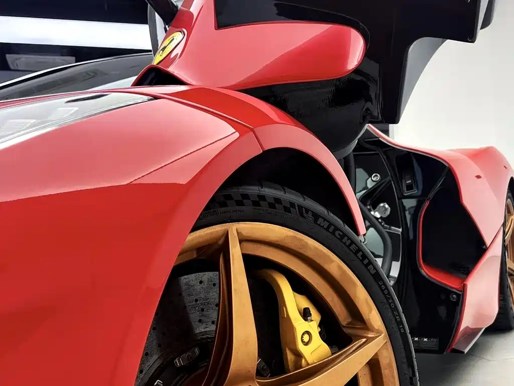 Ferrari LaFerrari 2015 — фото 15