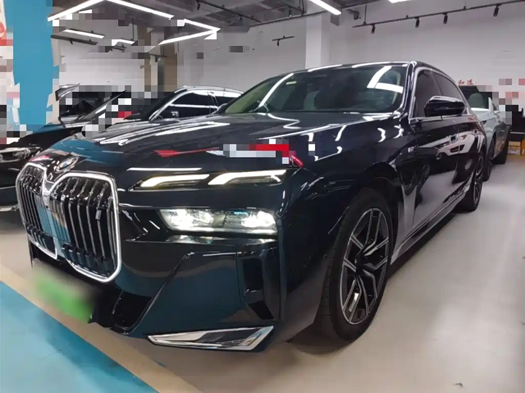 BMW i7 2024