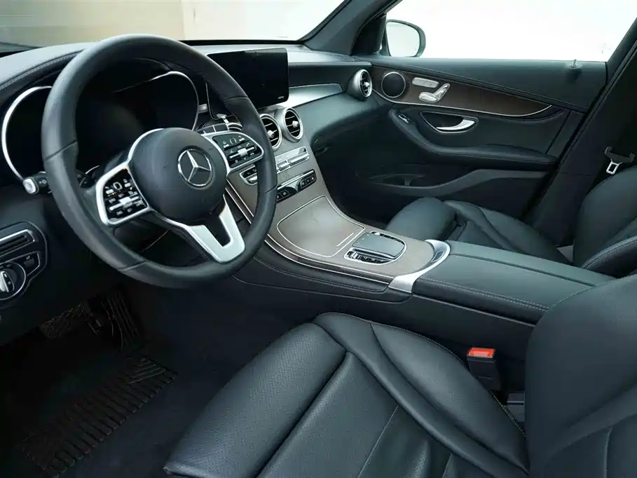 Mercedes-Benz GLC 2020 — фото 9