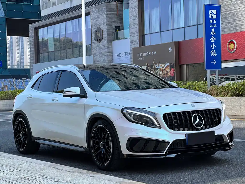 Mercedes-Benz GLA AMG 2016 — фото 2