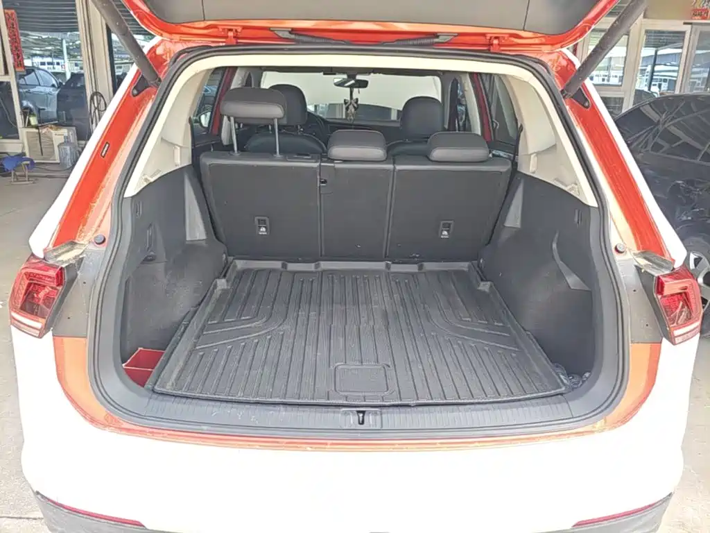Volkswagen Tiguan L 2017 — фото 19