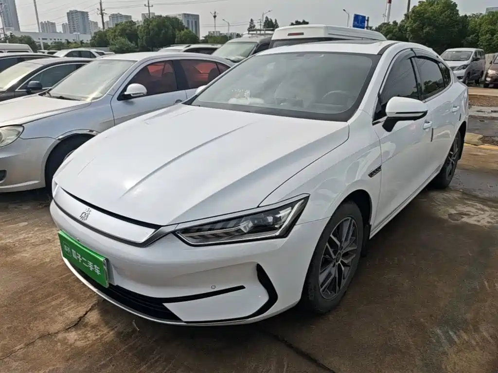 BYD Qin PLUS 2024 — фото 2