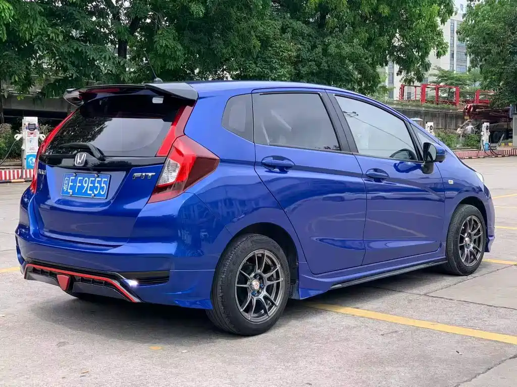 Honda Fit 2019 — фото 9