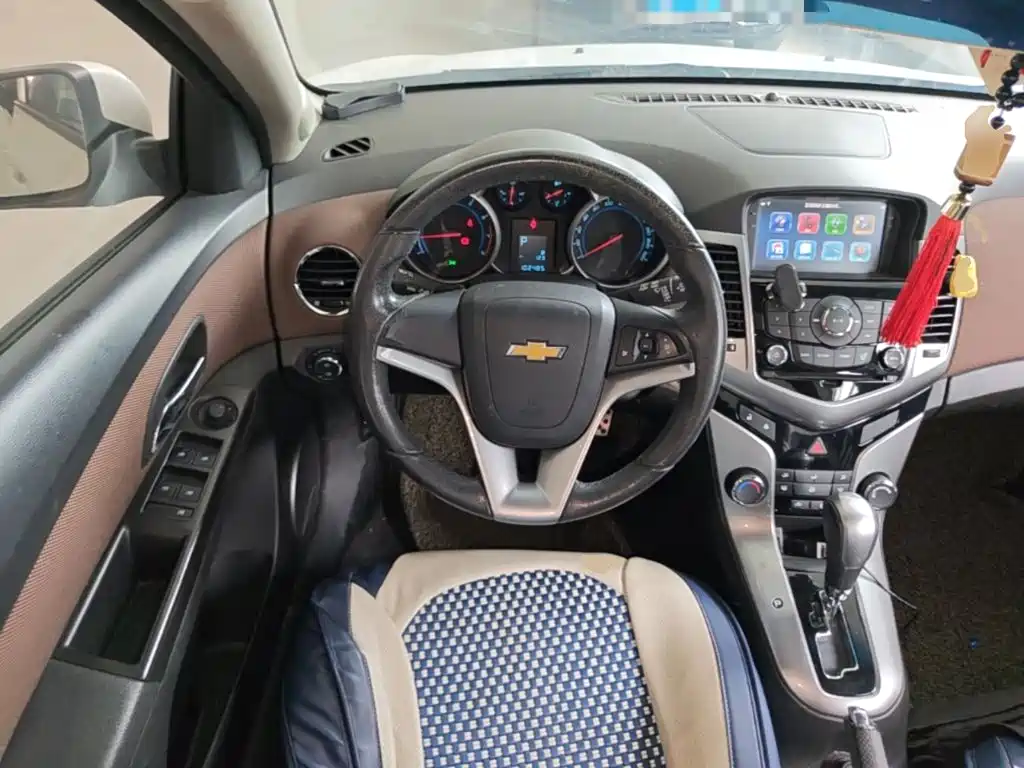 Chevrolet Cruze 2016 — фото 17