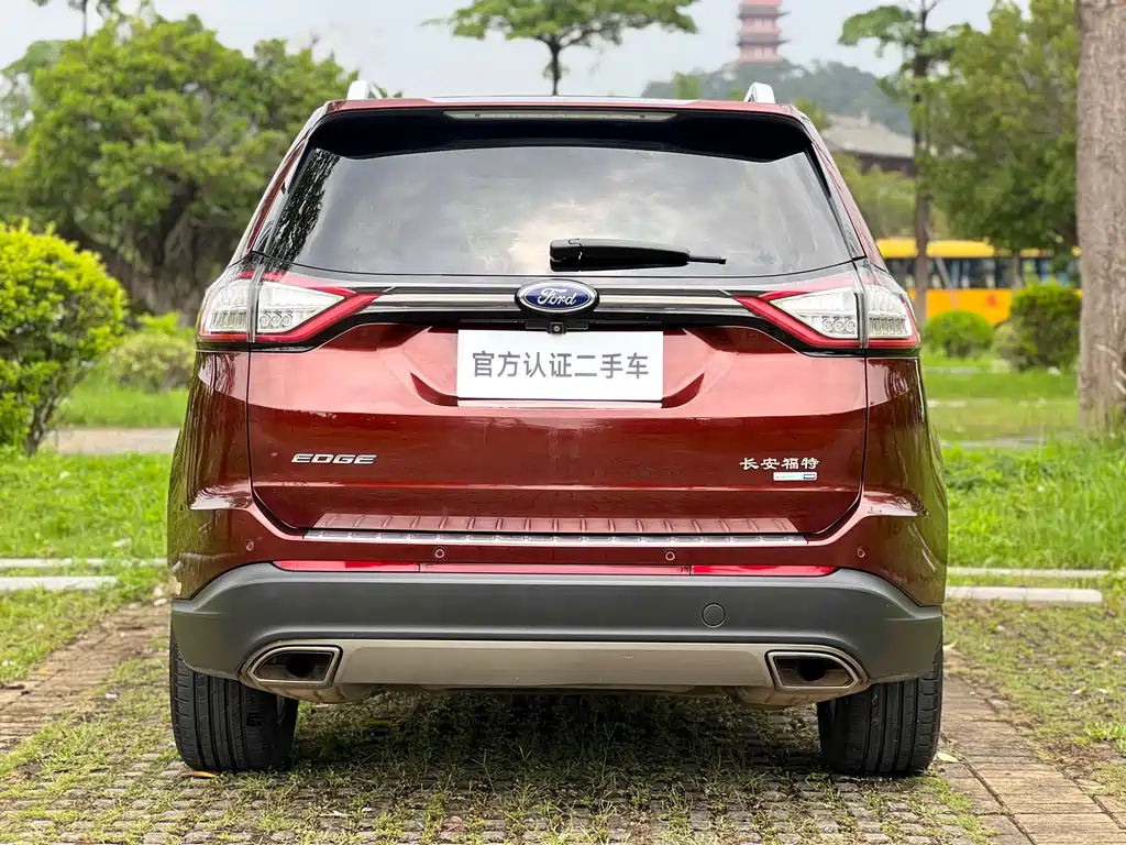 Ford Edge 2016 — фото 6