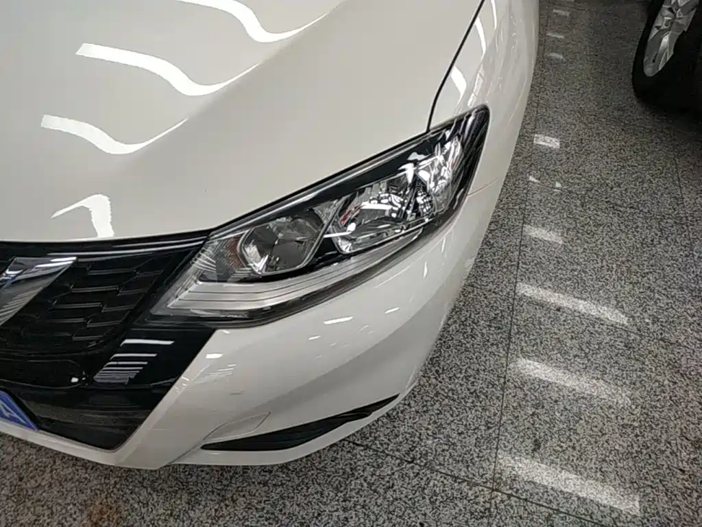 Nissan Tiida 2019 — фото 24