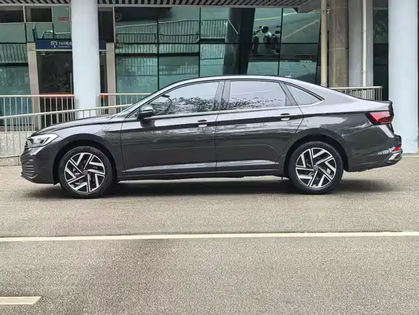 Volkswagen Sagitar 2026