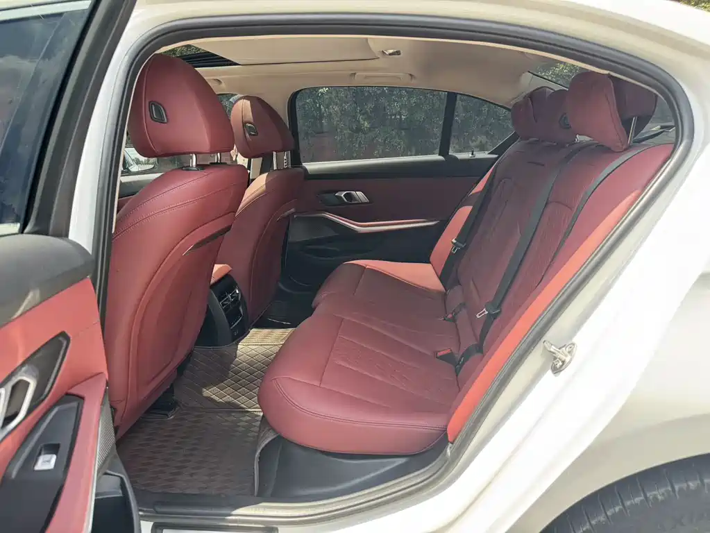 BMW i3 2023
