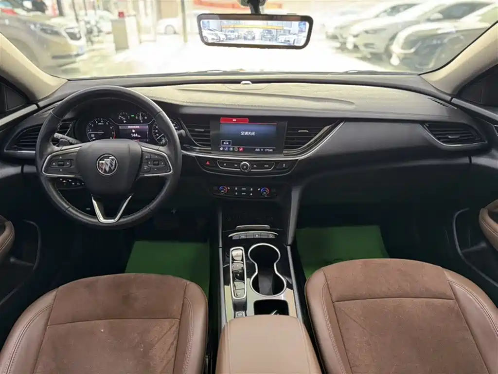 Buick Regal 2021 — фото 18