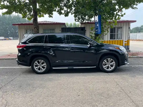 Toyota Highlander 2019