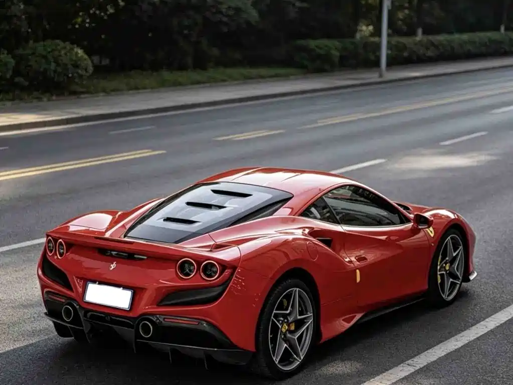 Ferrari F8 2023 — фото 10
