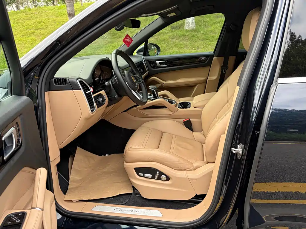 Porsche Cayenne 2020 — фото 10