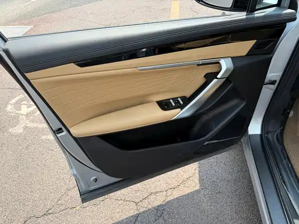 Geely Boyue L 2023