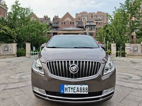 Buick GL8 2016