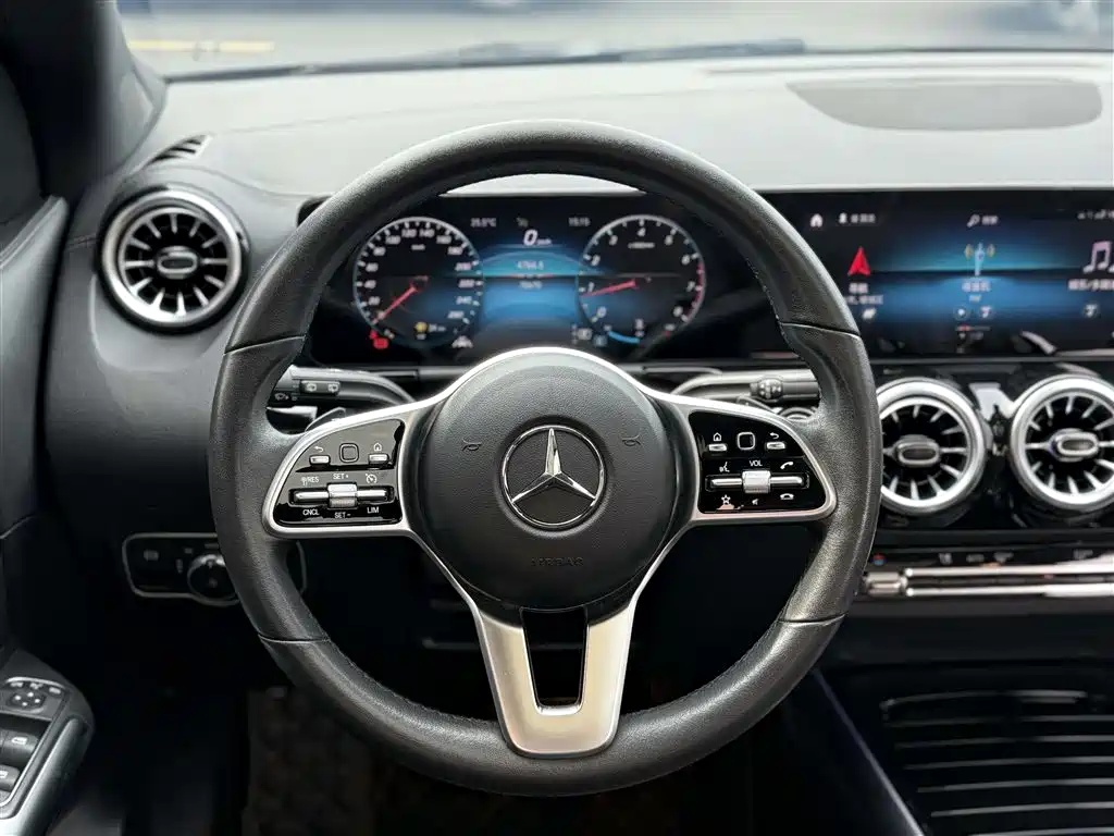 Mercedes-Benz GLA 2022 — фото 25