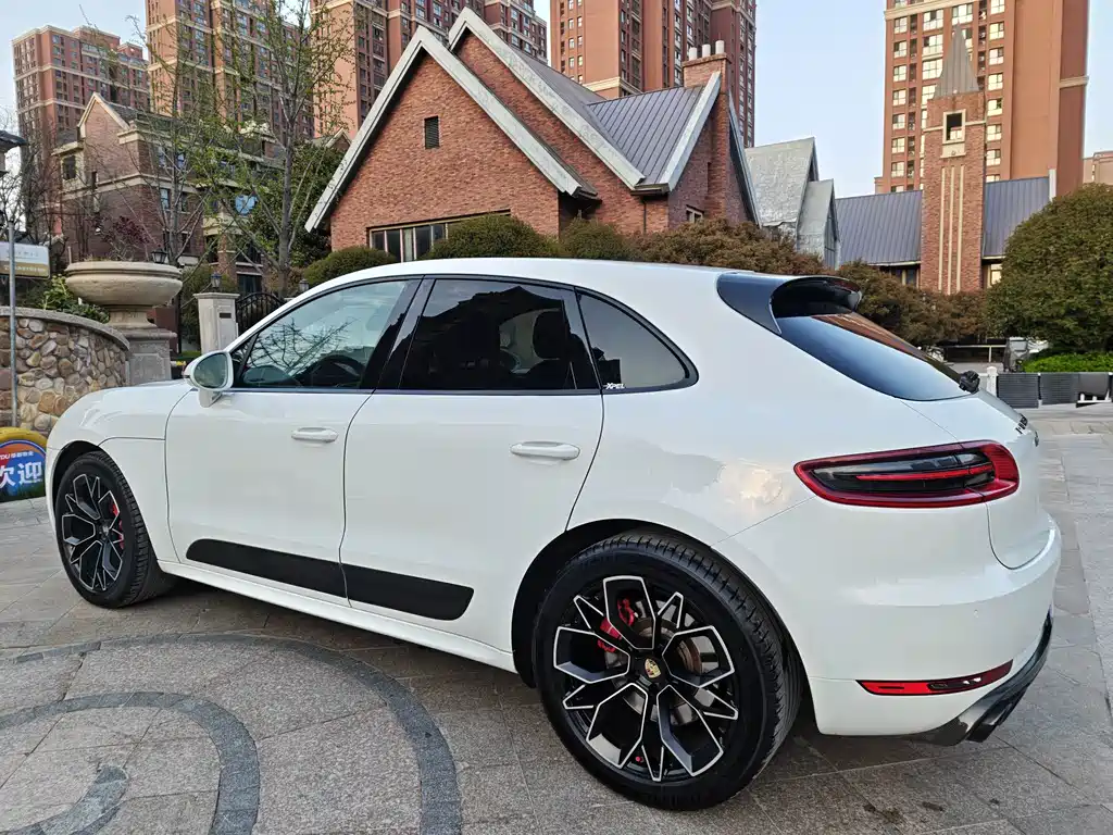 Porsche Macan 2015 — фото 7