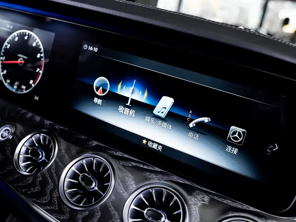 Mercedes-Benz CLS 2020 — фото 12