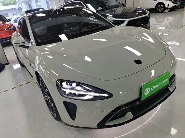 Xiaomi SU7 2025