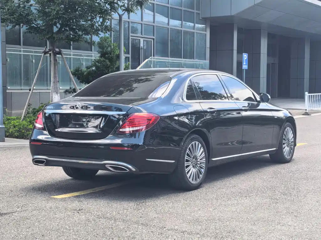 Mercedes-Benz E-Class 2019