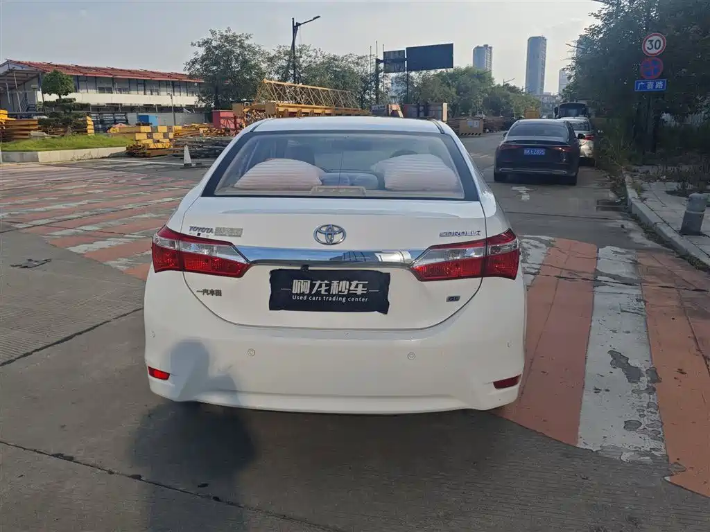 Toyota Corolla 2015