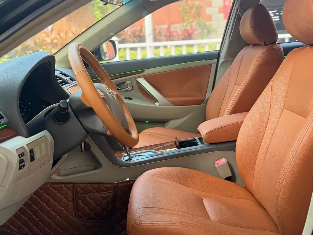 Toyota Camry 2014