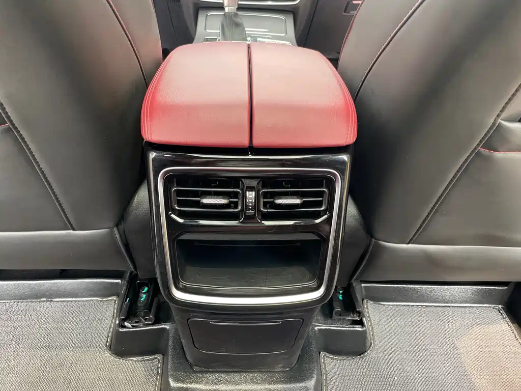 Jetour Jietu X70 PLUS 2021 — фото 20