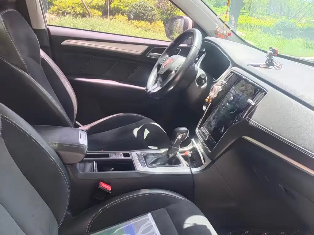 Roewe RX5 New Energy 2018