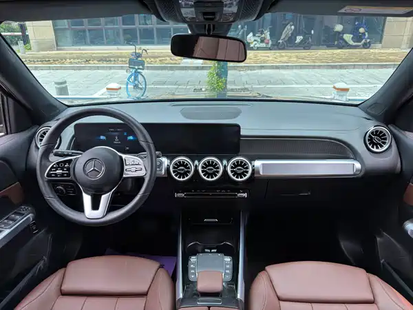 Mercedes-Benz GLB 2022