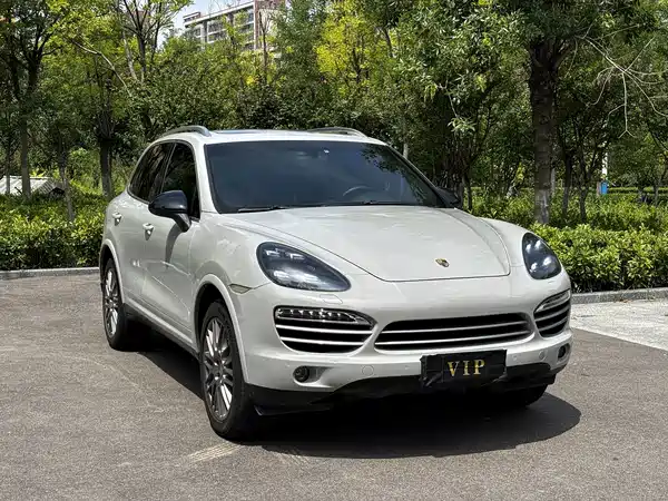 Porsche Cayenne 2014