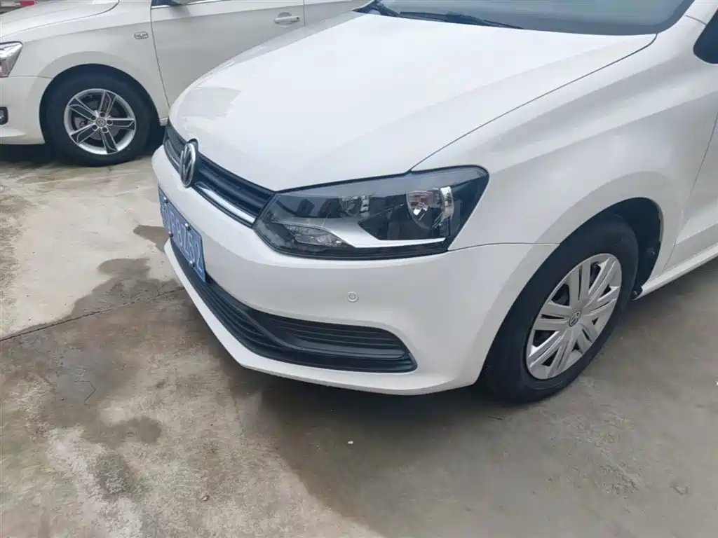 Volkswagen Polo 2019 — фото 18