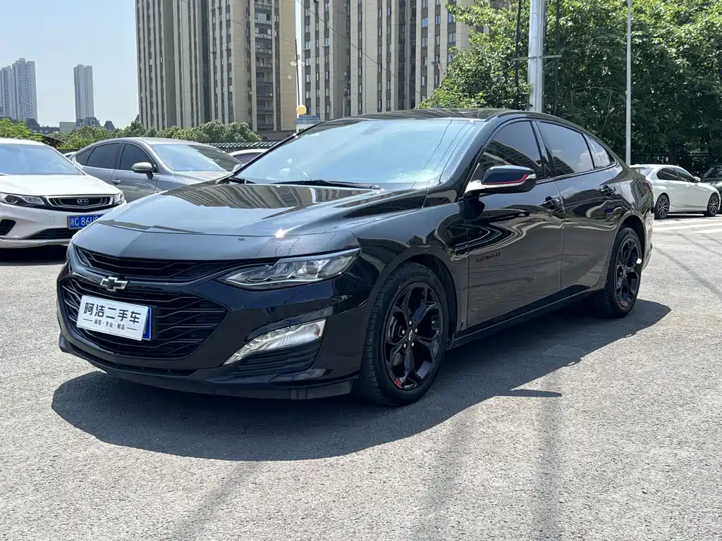 Chevrolet Malibu XL 2022 — фото 1