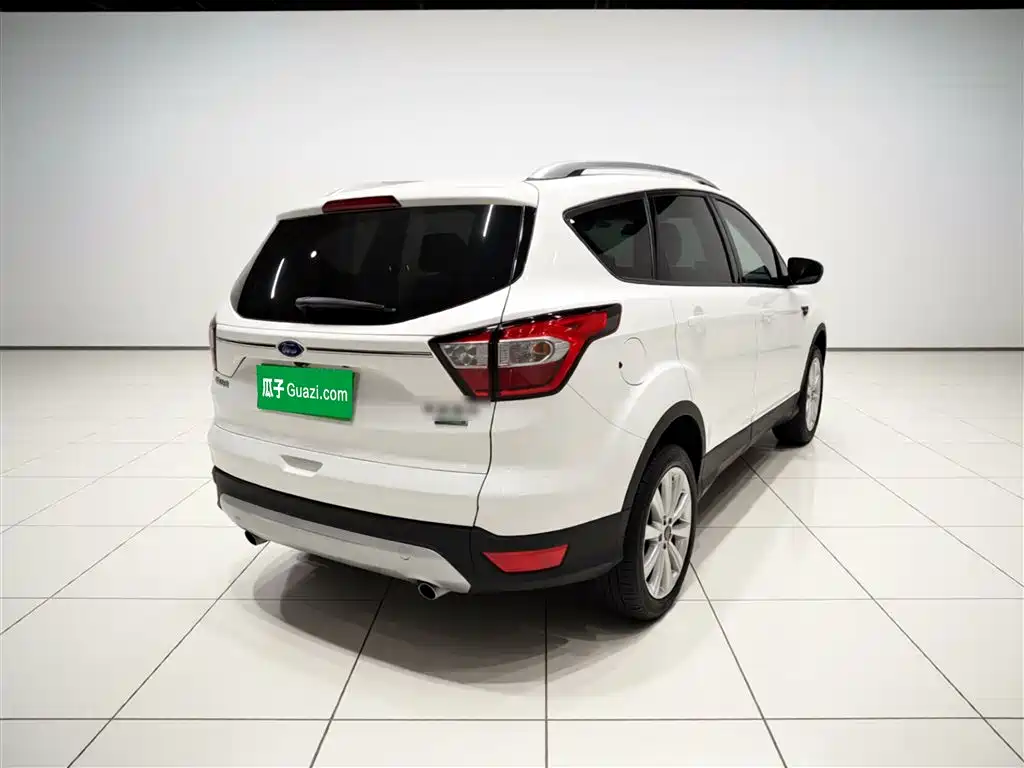 Ford Kuga 2017 — фото 4