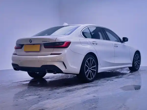 BMW 3 Series 2020