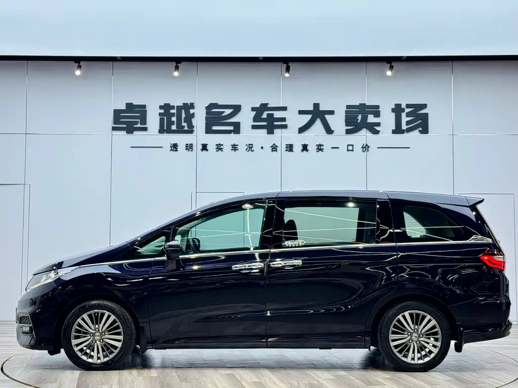 Honda Odyssey 2019 — фото 4