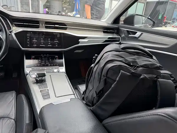 Audi A6L 2021
