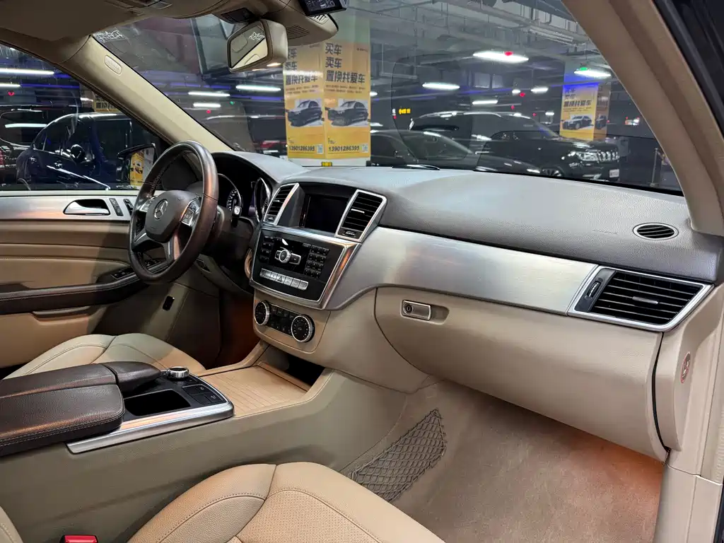 Mercedes-Benz M-Class 2015 — фото 13