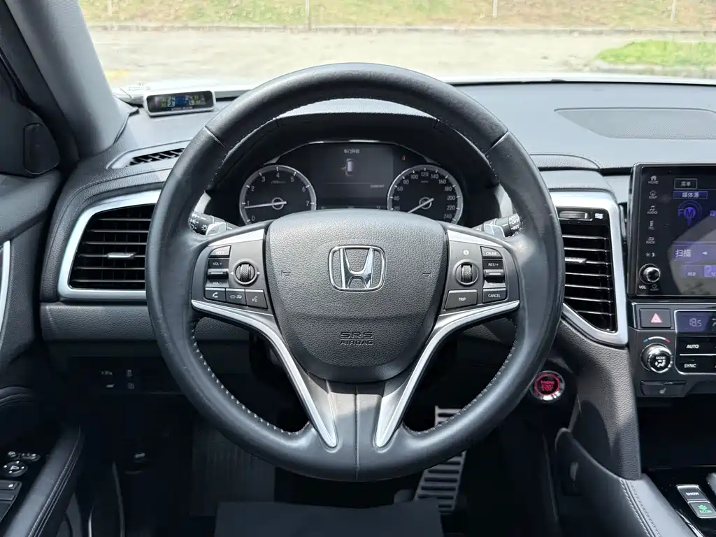 Honda UR-V 2017 — фото 14
