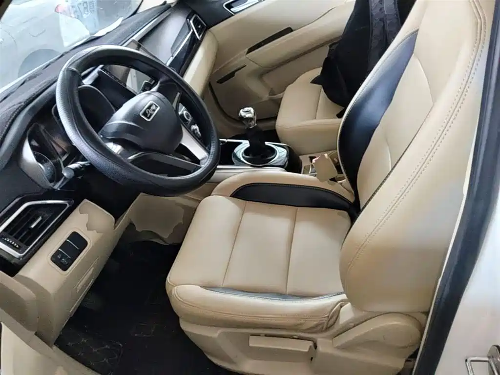 Zotye X5 2017 — фото 15