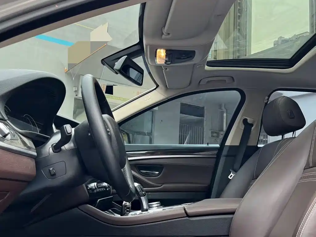 BMW 5 Series 2016