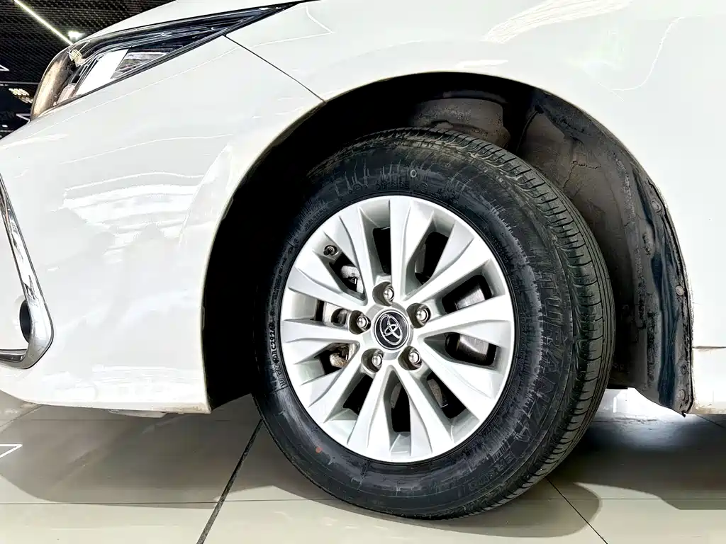 Toyota Corolla 2020 — фото 8